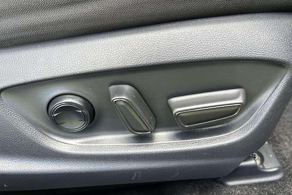 2019 Toyota Camry Ascent Sport AXVH71R