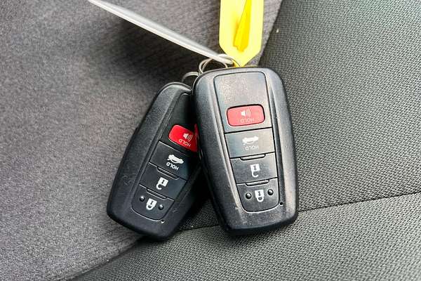 2019 Toyota Camry Ascent Sport AXVH71R