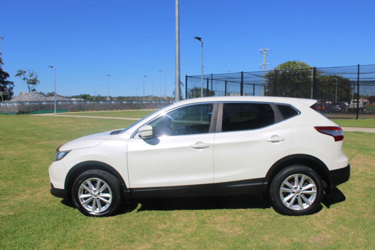 2015 NISSAN QASHQAI ST CONTINUOUS VARIABLE 4D WAGON 4CYL