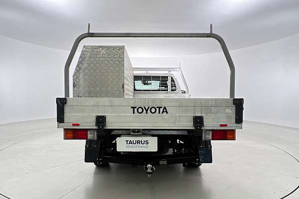 2022 Toyota Hilux Workmate TGN121R Rear Wheel Drive thumb-3