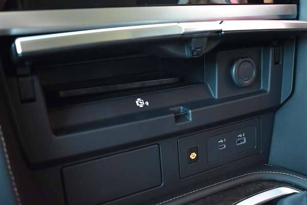 2025 Nissan Patrol Ti Y62