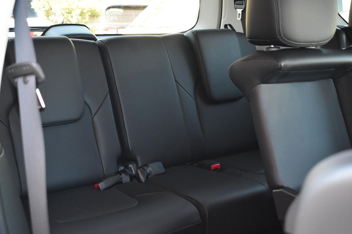 2025 Nissan Patrol Ti Y62