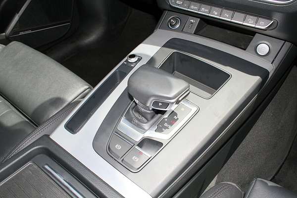 2020 Audi Q5 45 TFSI FY