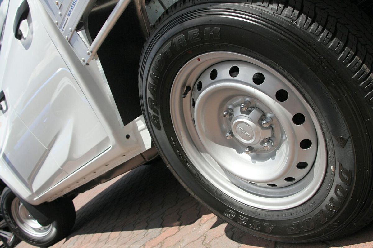 2025 Isuzu D-MAX SX 4X4