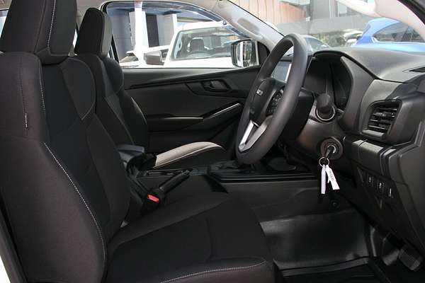 2025 Isuzu D-MAX SX 4X4