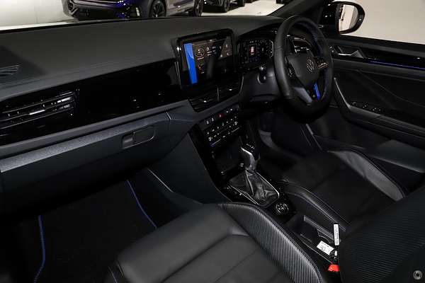 2025 Volkswagen T-Roc R D11