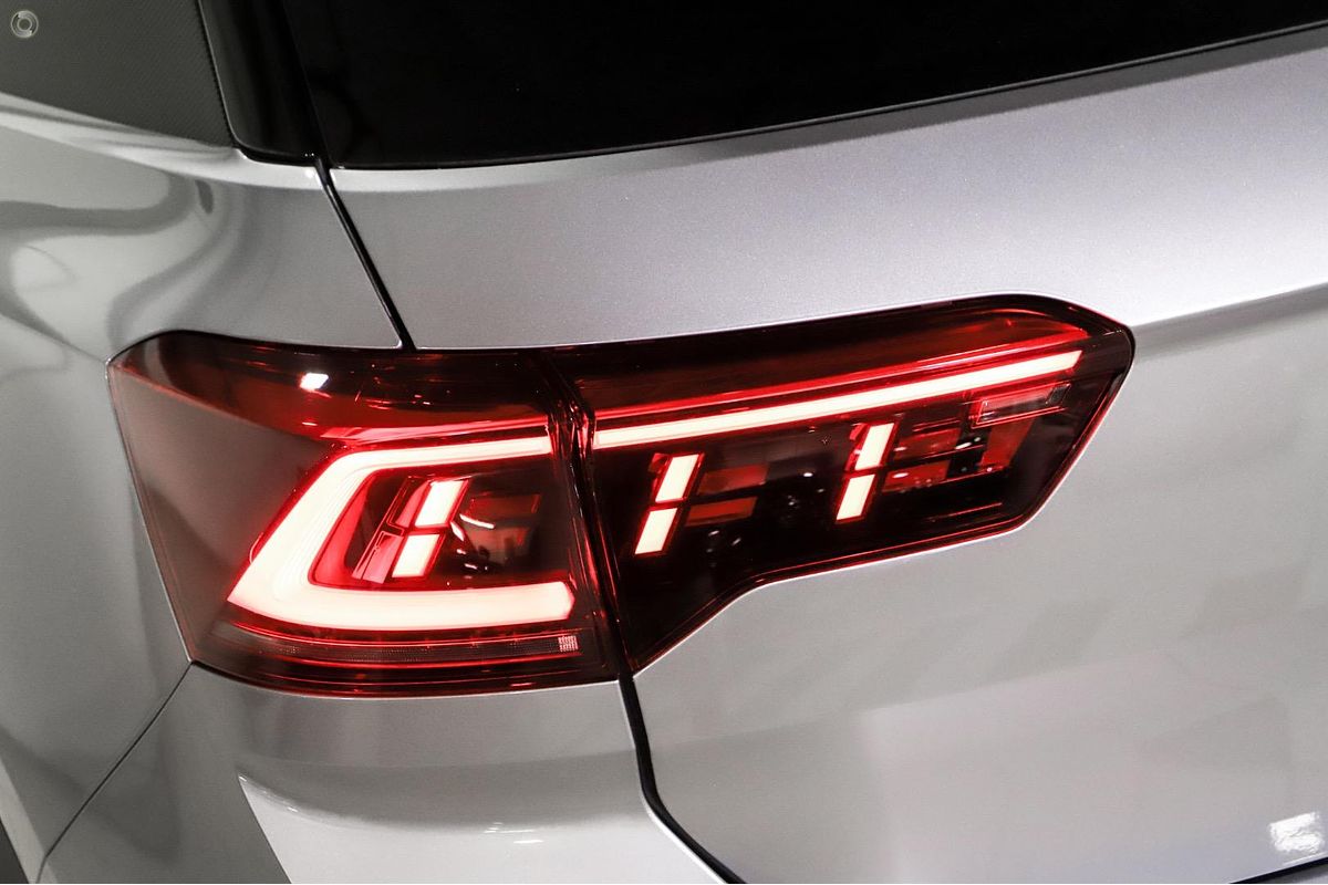 2025 Volkswagen T-Roc R D11