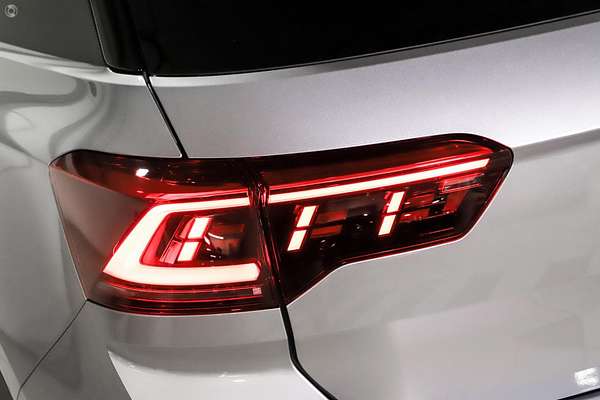 2025 Volkswagen T-Roc R D11