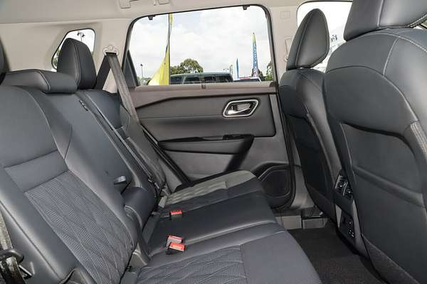 2025 Nissan X-TRAIL Ti-L T33