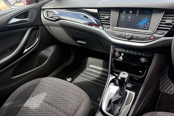 2017 Holden Astra R BK