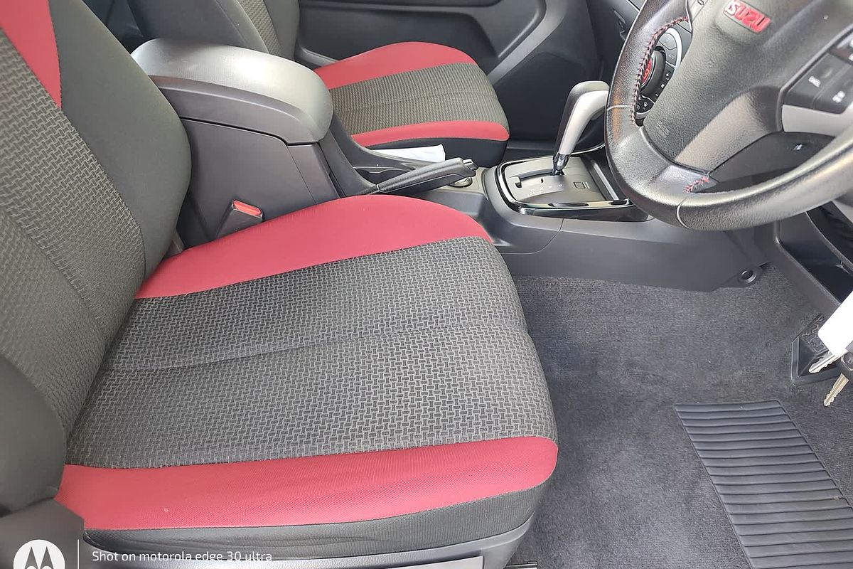 2016 Isuzu D-MAX X-RUNNER 4X4