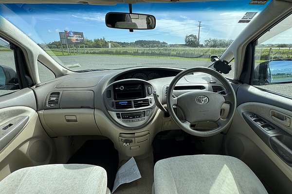 2004 Toyota Estima Campervan