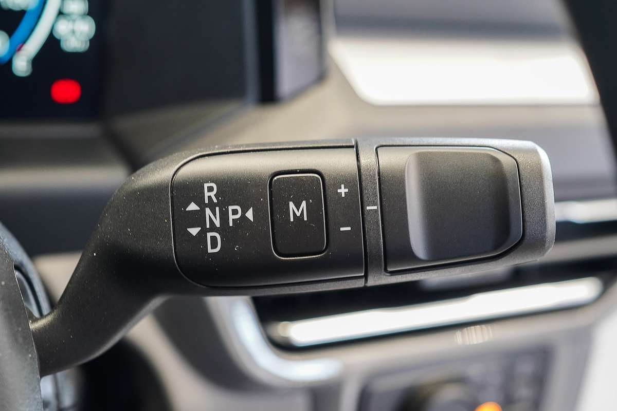 2025 Volkswagen Transporter TDI 125kW NSN SWB Low Roof