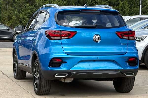 2021 MG ZS Essence AZS1