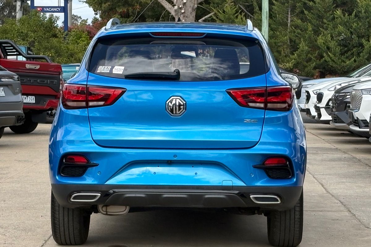 2021 MG ZS Essence AZS1