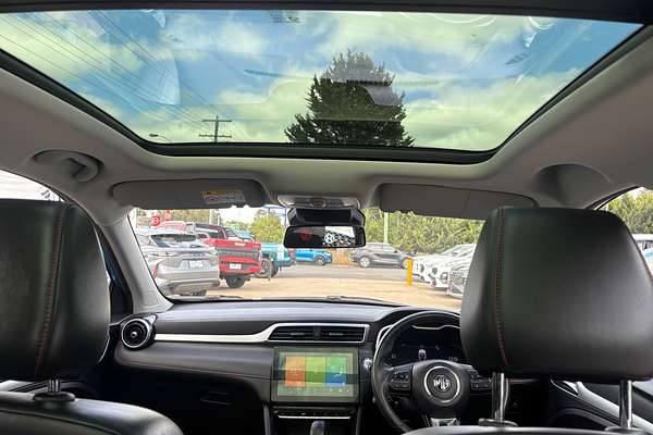 2021 MG ZS Essence AZS1