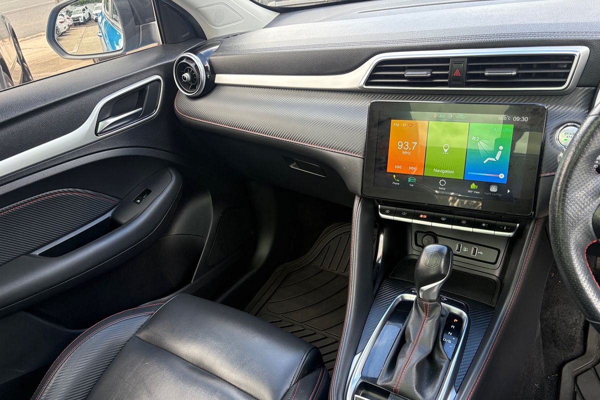 2021 MG ZS Essence AZS1