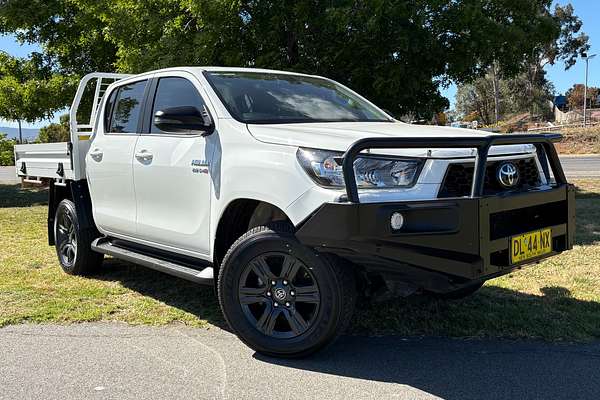 2025 Toyota Hilux SR GUN126R 4X4