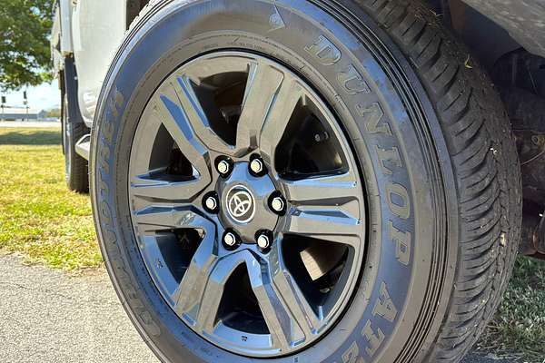 2025 Toyota Hilux SR GUN126R 4X4