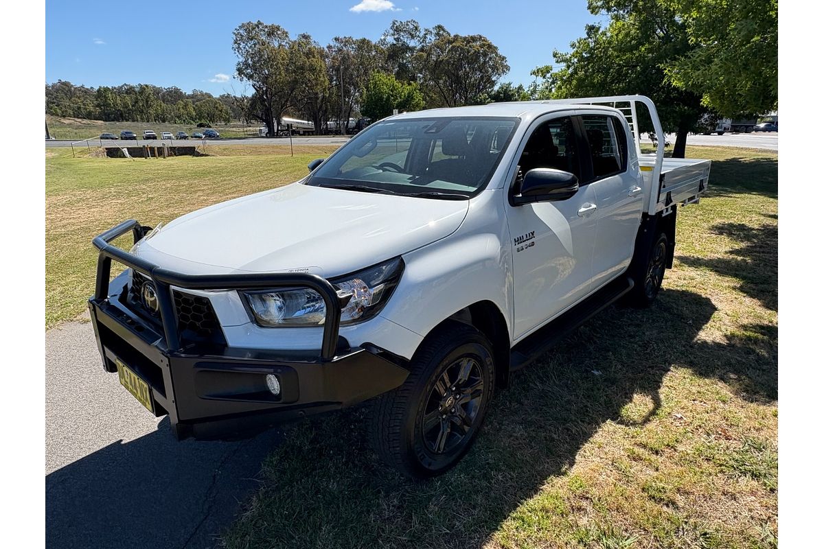 2025 Toyota Hilux SR GUN126R 4X4