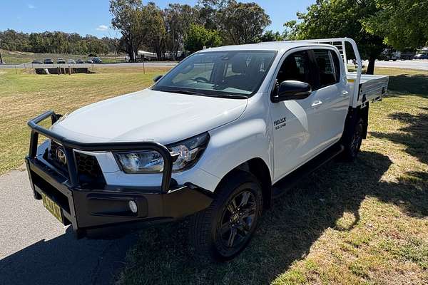2025 Toyota Hilux SR GUN126R 4X4
