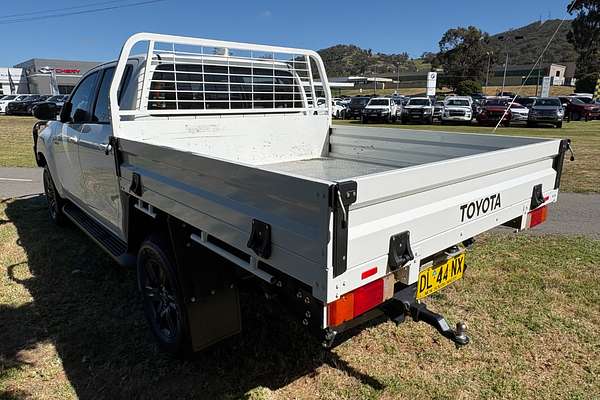 2025 Toyota Hilux SR GUN126R 4X4