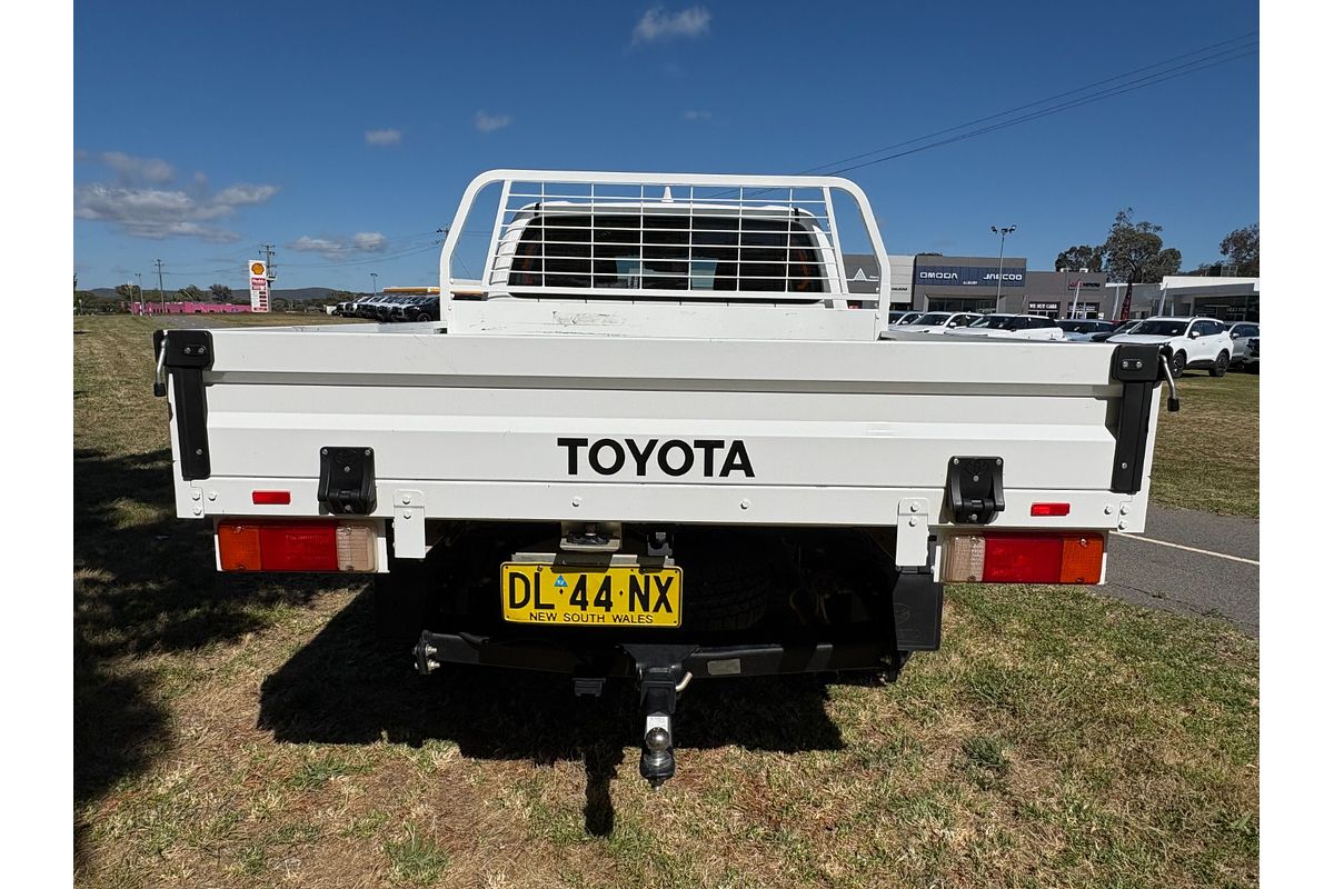 2025 Toyota Hilux SR GUN126R 4X4