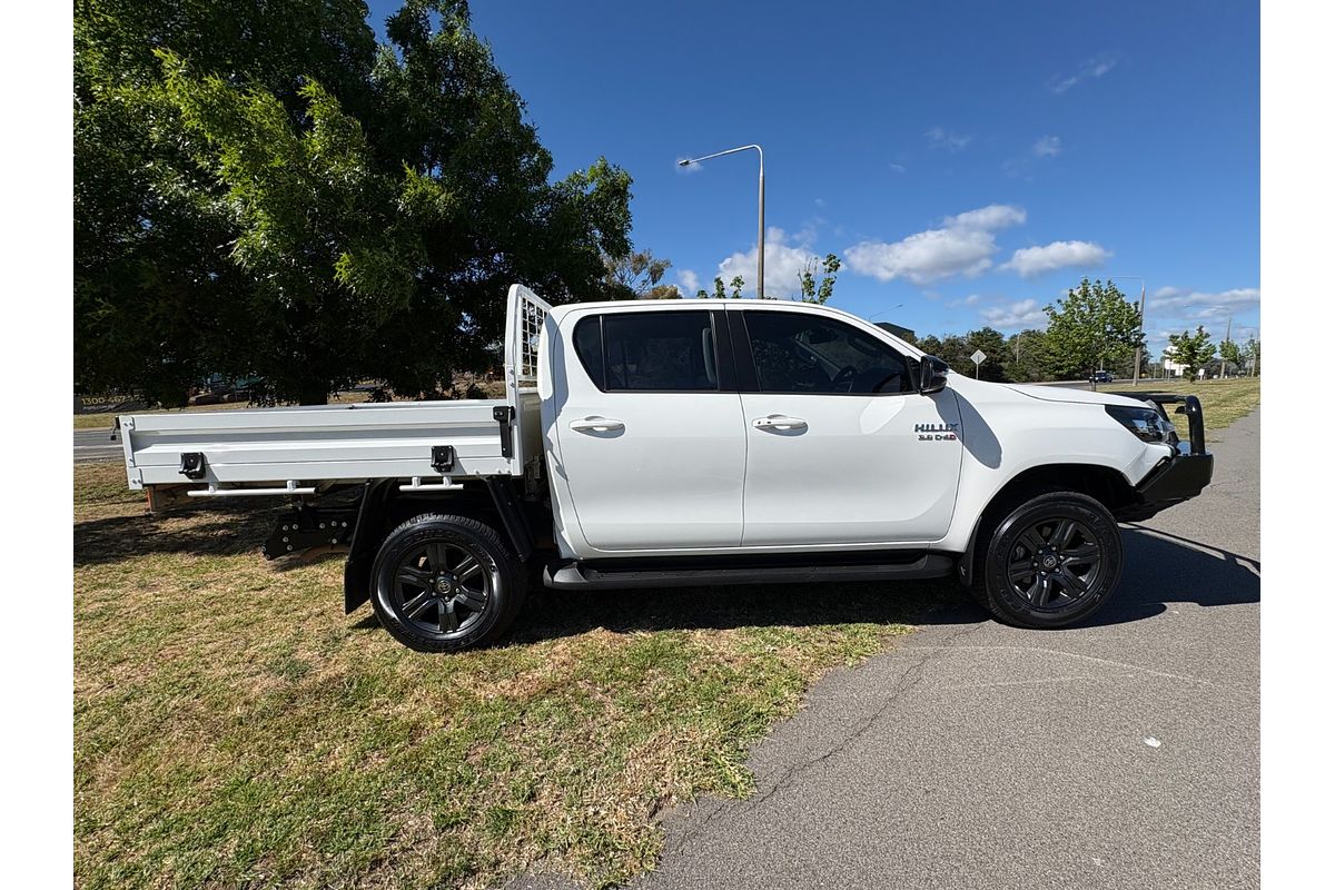 2025 Toyota Hilux SR GUN126R 4X4