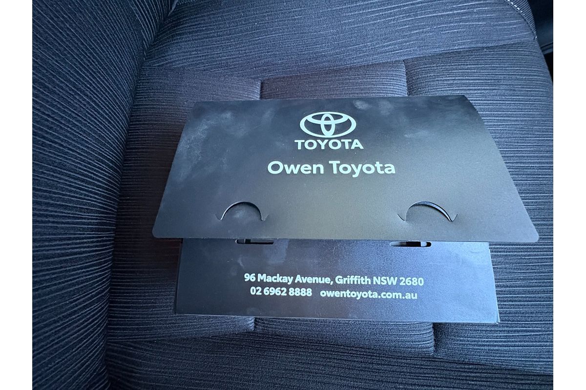 2025 Toyota Hilux SR GUN126R 4X4