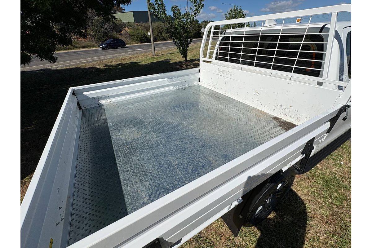 2025 Toyota Hilux SR GUN126R 4X4