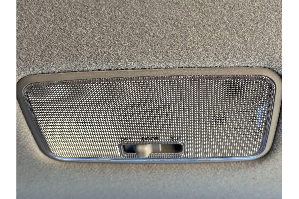 2025 Toyota Hilux SR GUN126R 4X4