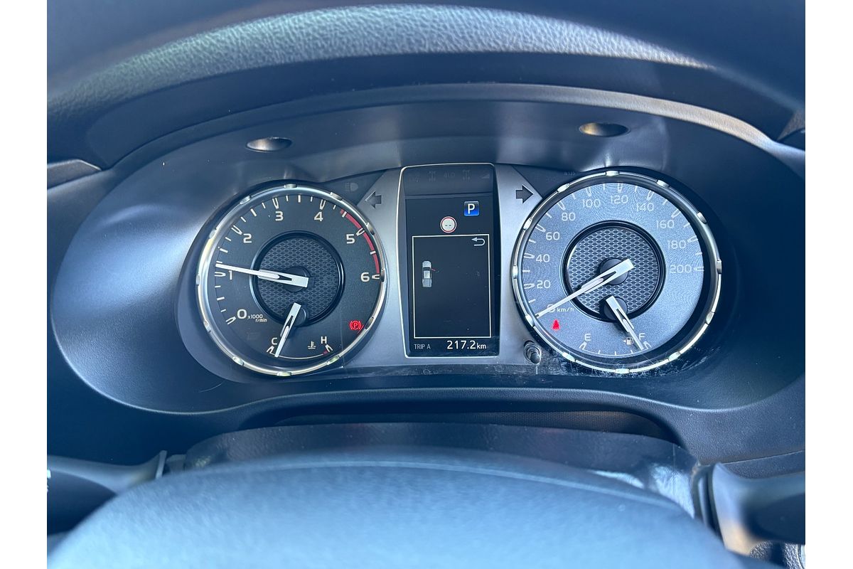 2025 Toyota Hilux SR GUN126R 4X4