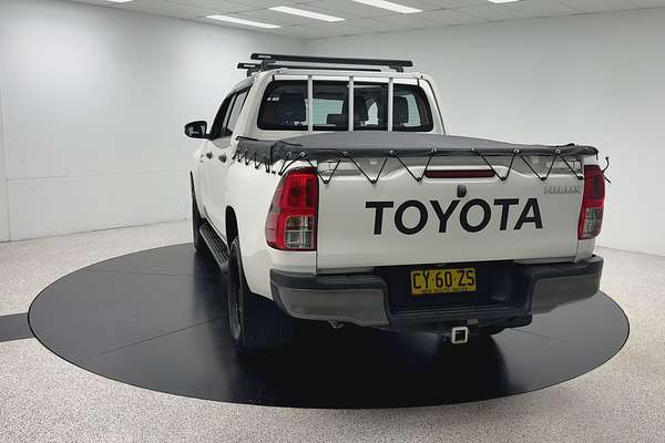2020 Toyota Hilux SR GUN126R 4X4