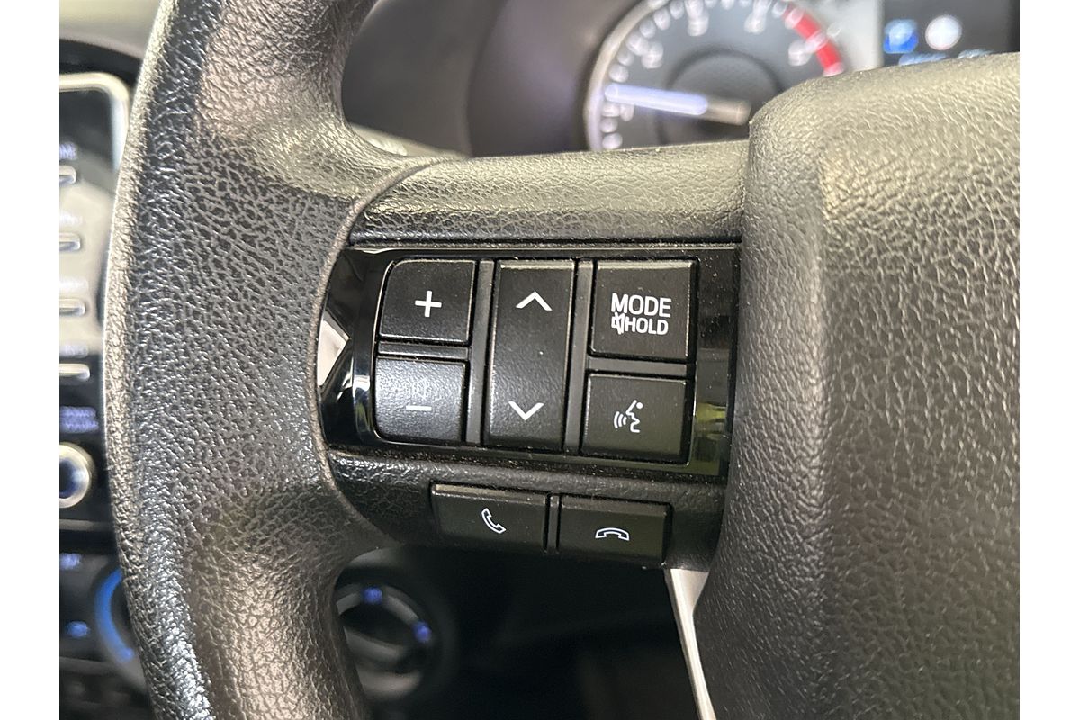 2020 Toyota Hilux SR GUN126R 4X4