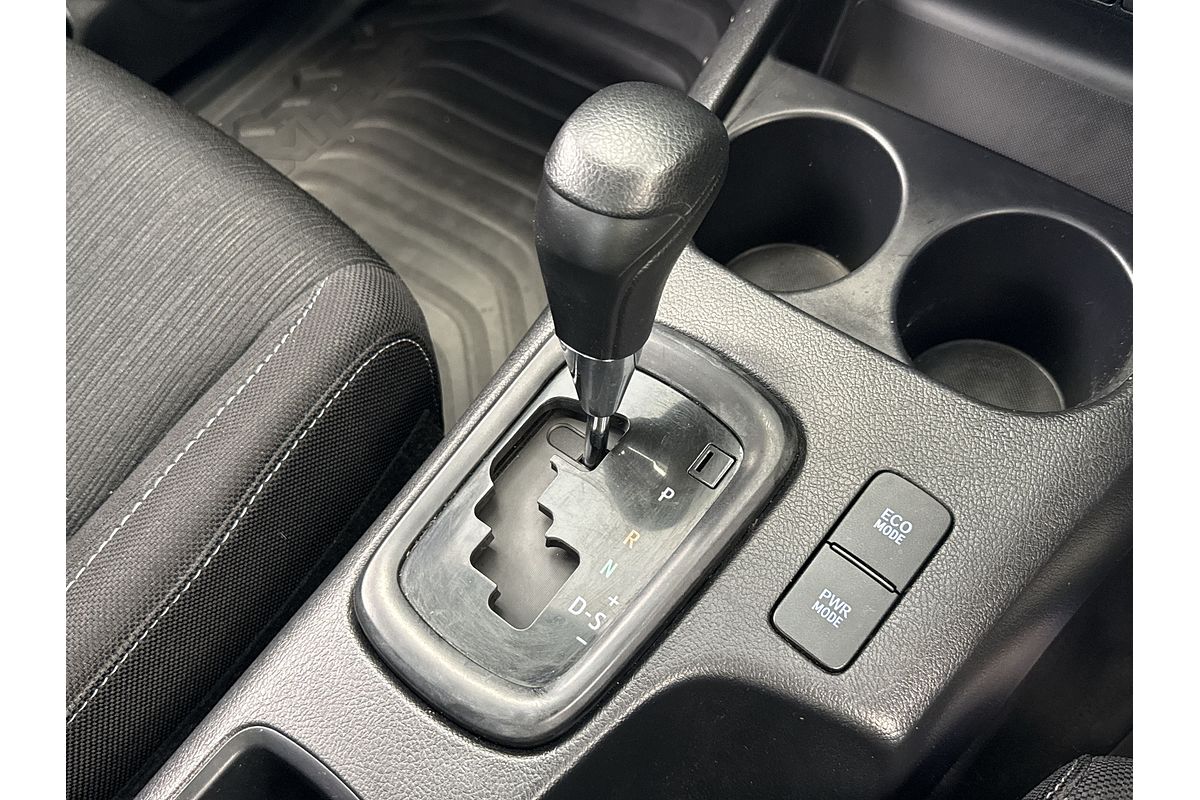 2020 Toyota Hilux SR GUN126R 4X4