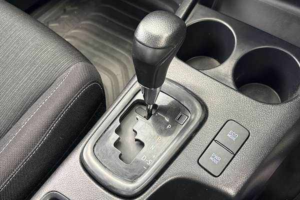 2020 Toyota Hilux SR GUN126R 4X4