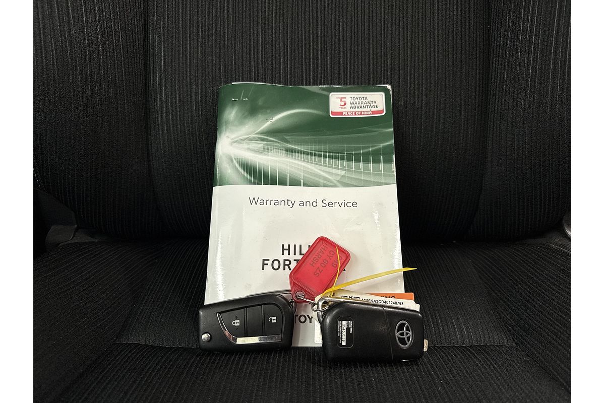 2020 Toyota Hilux SR GUN126R 4X4