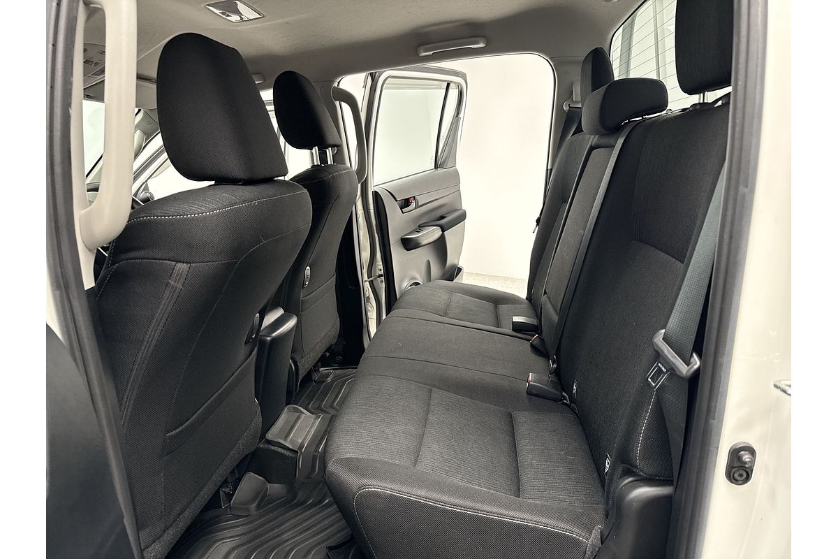 2020 Toyota Hilux SR GUN126R 4X4