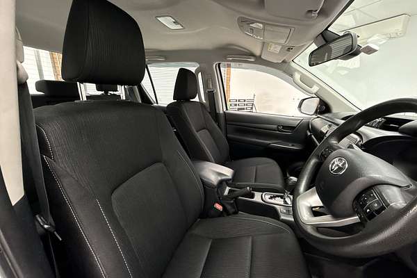 2020 Toyota Hilux SR GUN126R 4X4