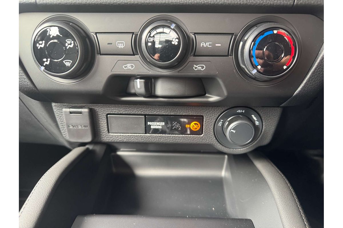 2025 Mazda BT-50 XT TF 4X4