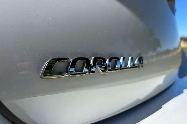 2017 Toyota Corolla Ascent Sport ZRE182R