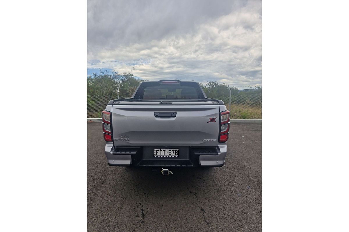 2025 Isuzu D-MAX X-TERRAIN  4X4