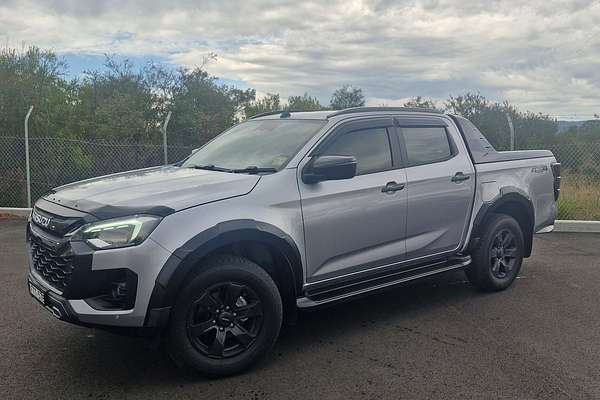 2025 Isuzu D-MAX X-TERRAIN  4X4