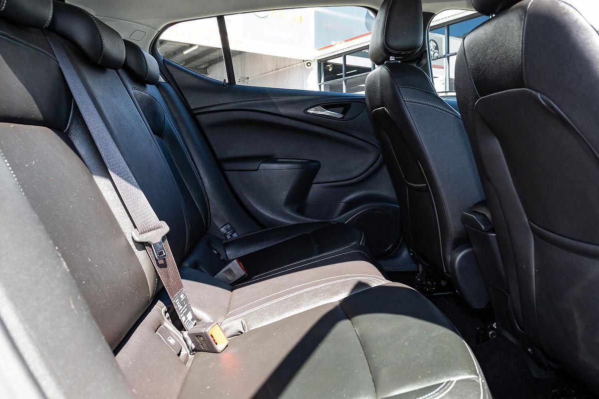 2017 Holden Astra RS-V BK