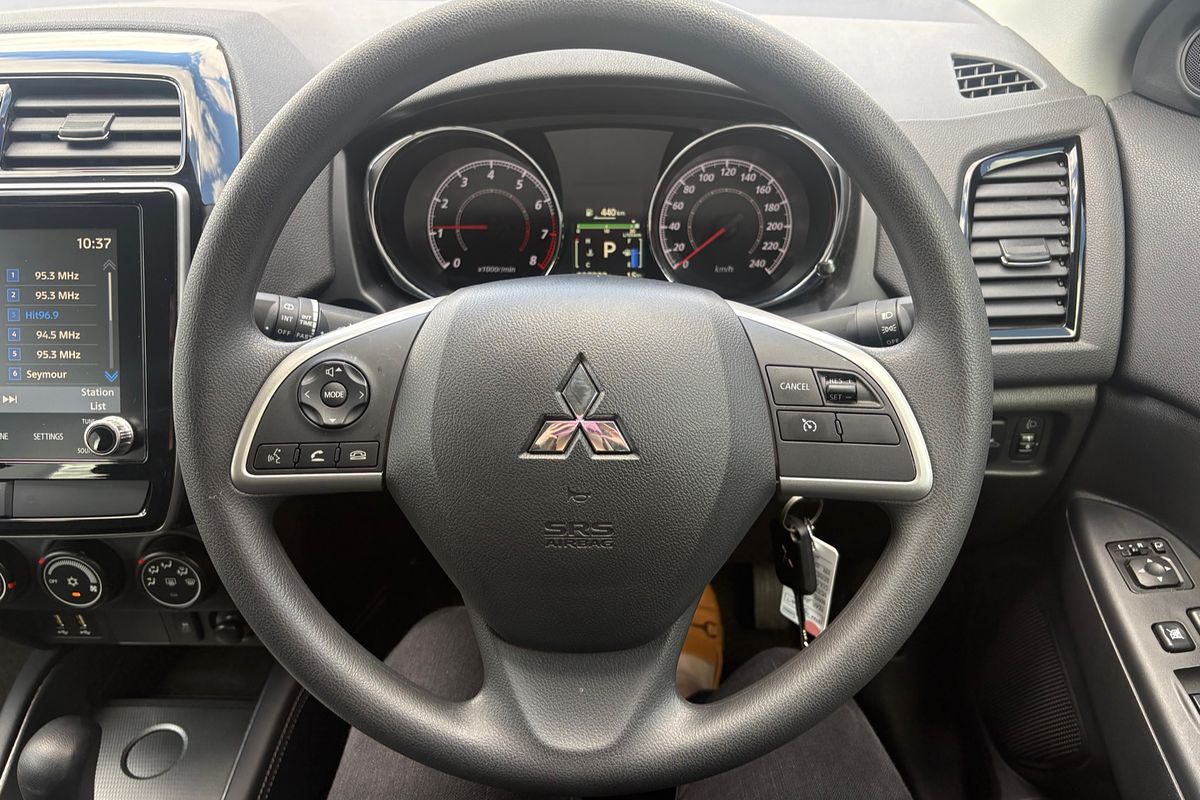2024 Mitsubishi ASX ES XD