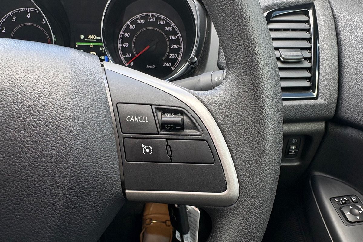 2024 Mitsubishi ASX ES XD