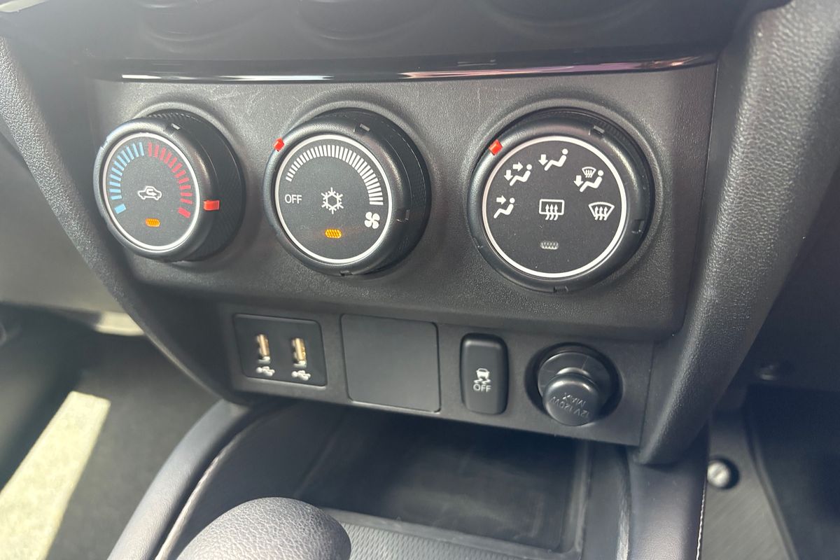 2024 Mitsubishi ASX ES XD