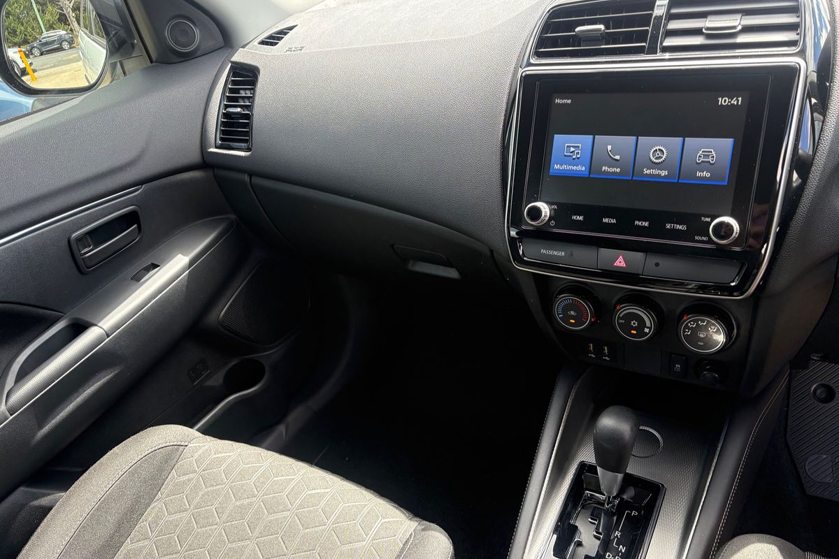 2024 Mitsubishi ASX ES XD