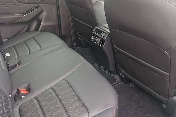 2025 Isuzu D-MAX X-TERRAIN  4X4