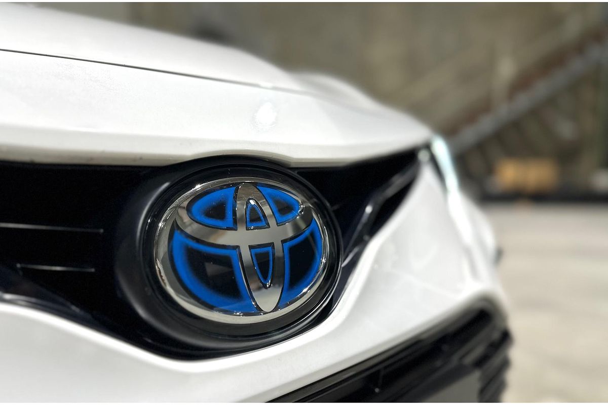 2023 Toyota Camry Ascent AXVH70R